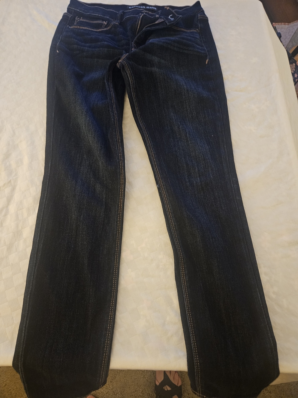 Express Size 4 Dark Blue Straight-Leg Women's Jeans